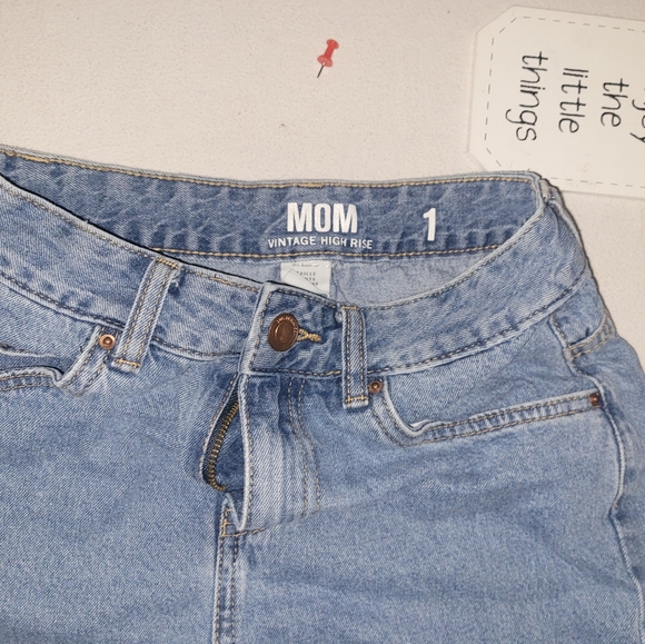 MOM brand high rise jean shorts Size 1 - Picture 2 of 6
